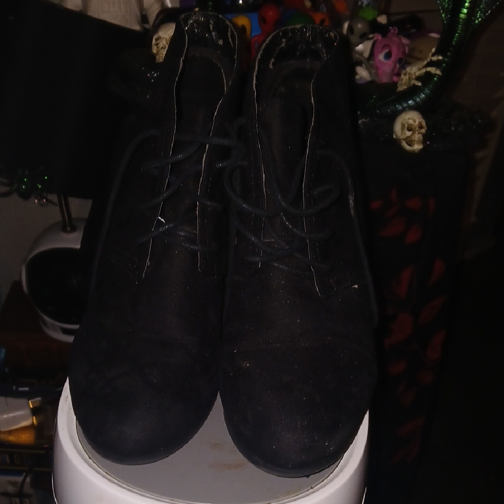 Arizona Jean Company Black Ankle Boots